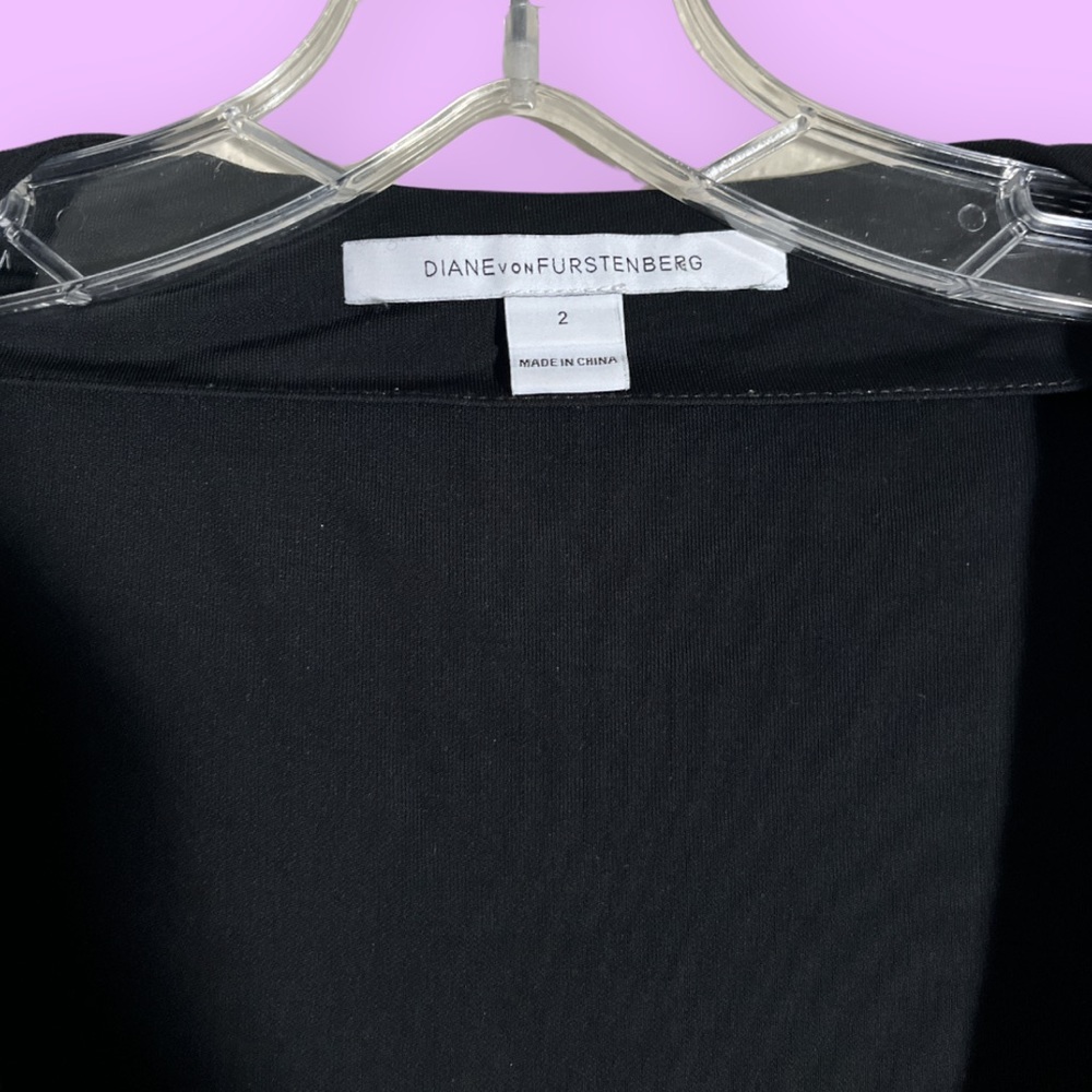 Diane von Furstenberg black wrap dress size 2. NWOT - Picture 3 of 6